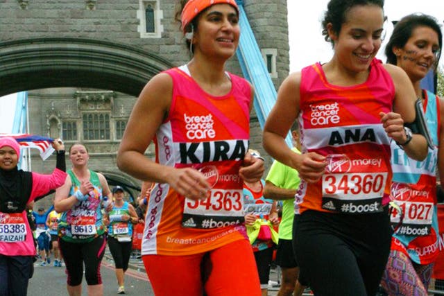 "If there’s one person society can’t eff with, it’s a marathon runner." Kiran Gandhi crosses London Bride as part of the 2015 London Marathon