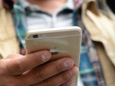 Mobile phone users suffering 'unacceptable' signal coverage, MPs warn