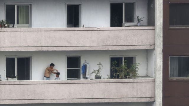Sex in man to man in Pyongyang