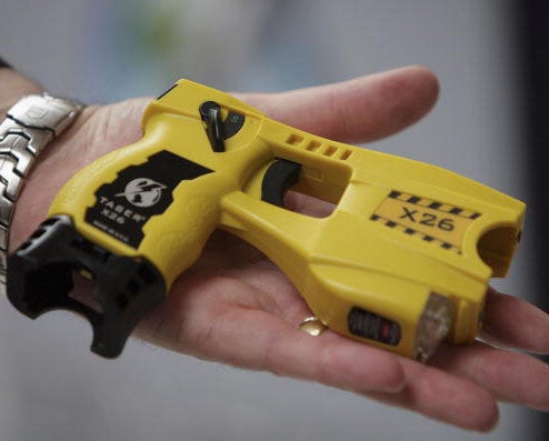 Study on the cognitive impact of stun guns find that it may temporarily compromise a person's mental state