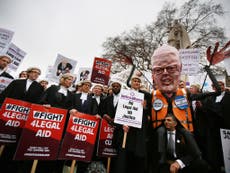 Lawyers protesting against legal aid cuts call off boycott