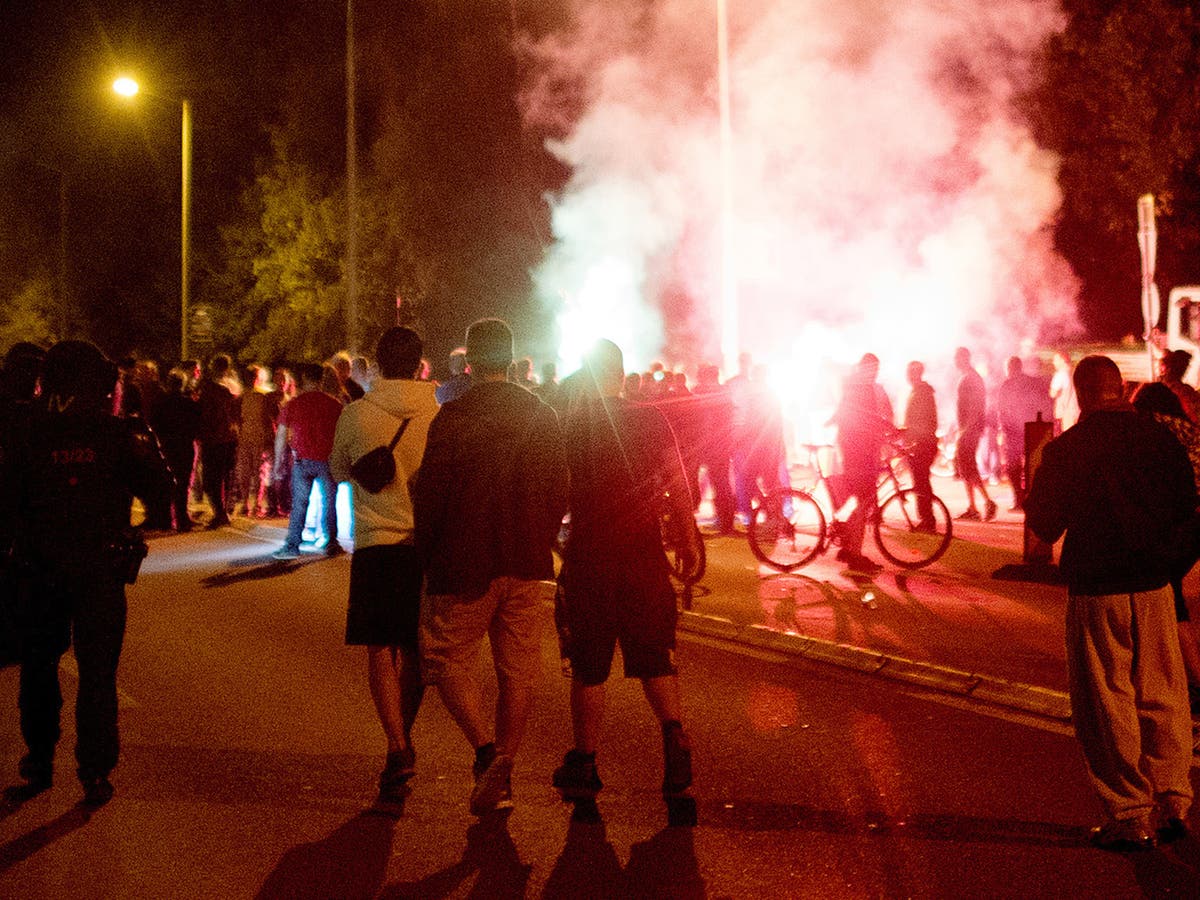 Dresden riots Protesters in Germany attack refugee buses shouting