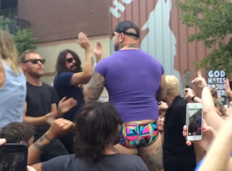 Dave Grohl 'Rick Trolls' the Westboro Baptist Church in Kansas City