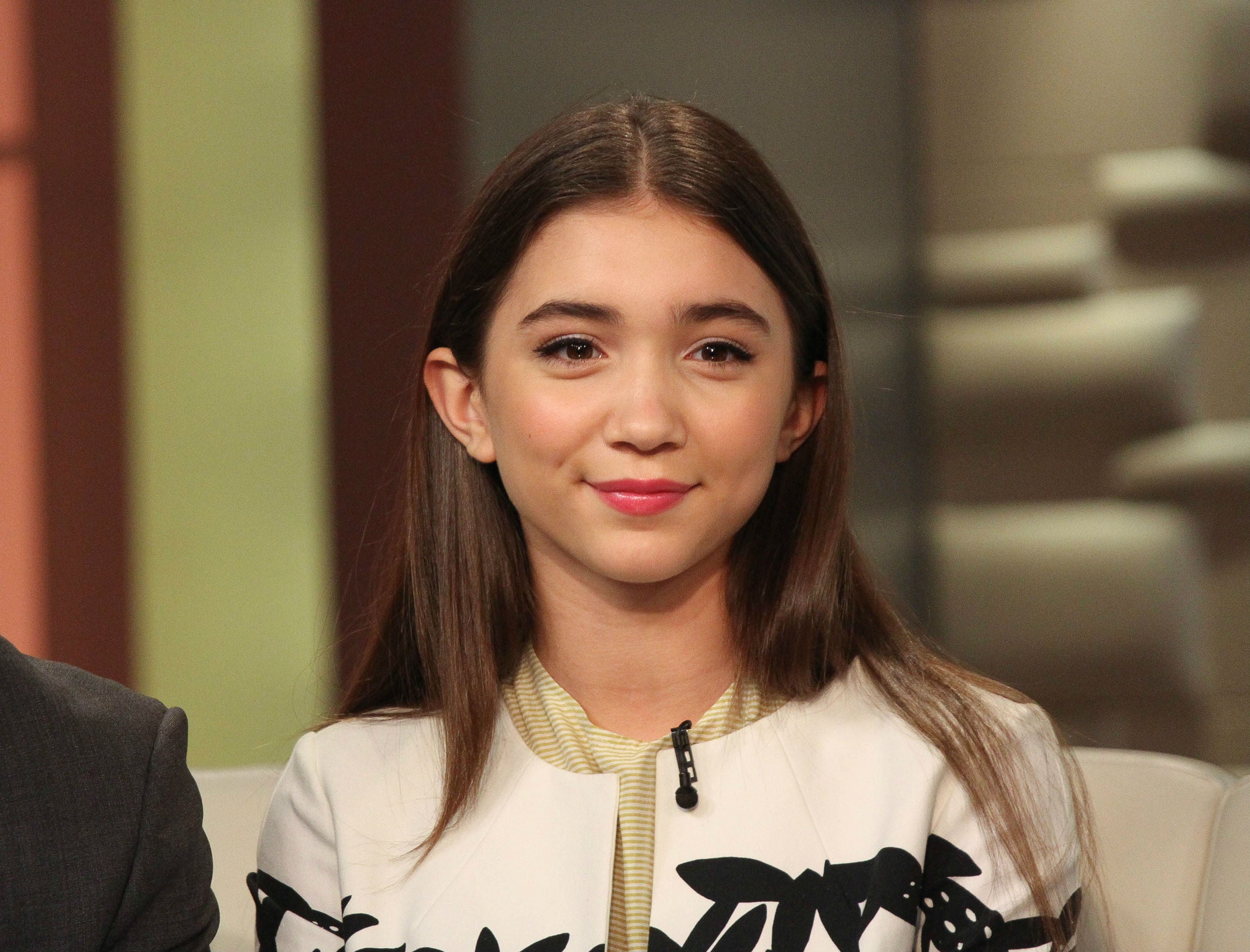 Rowan Blanchard 13 Year Old Disney Star Sparks Debate About White Feminism With Engaging