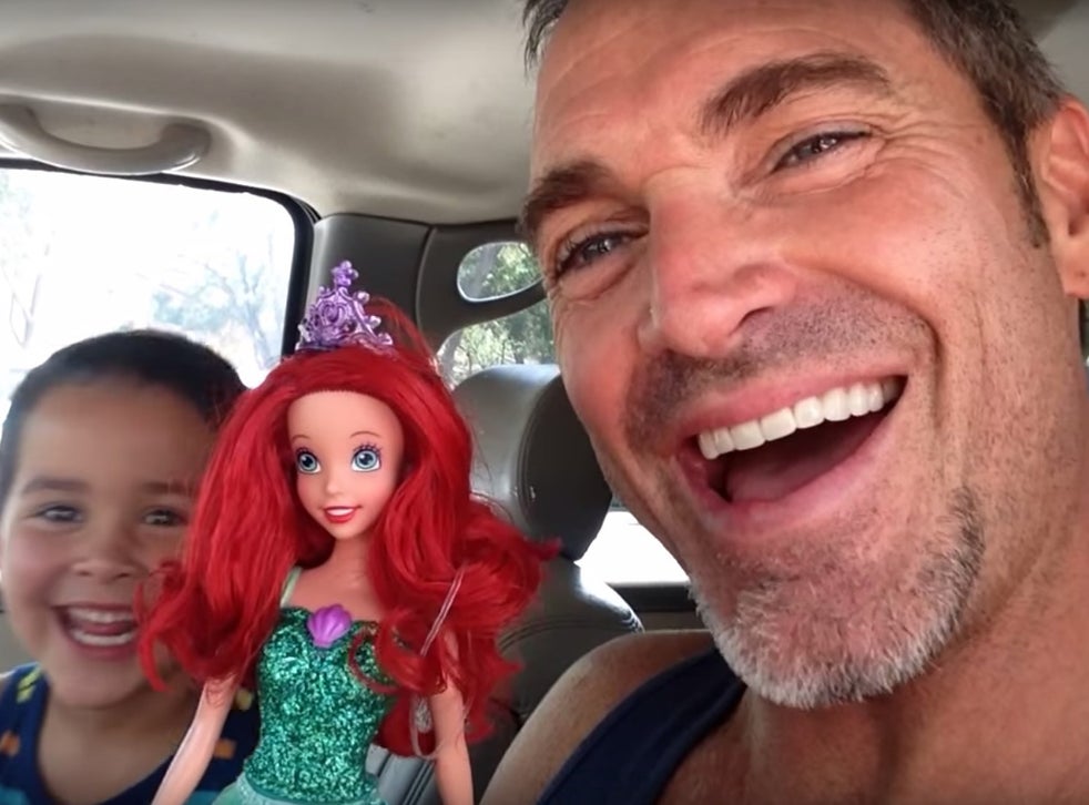 Boy Buys Little Mermaid Doll And His Dad Couldnt Be More Delighted 1382