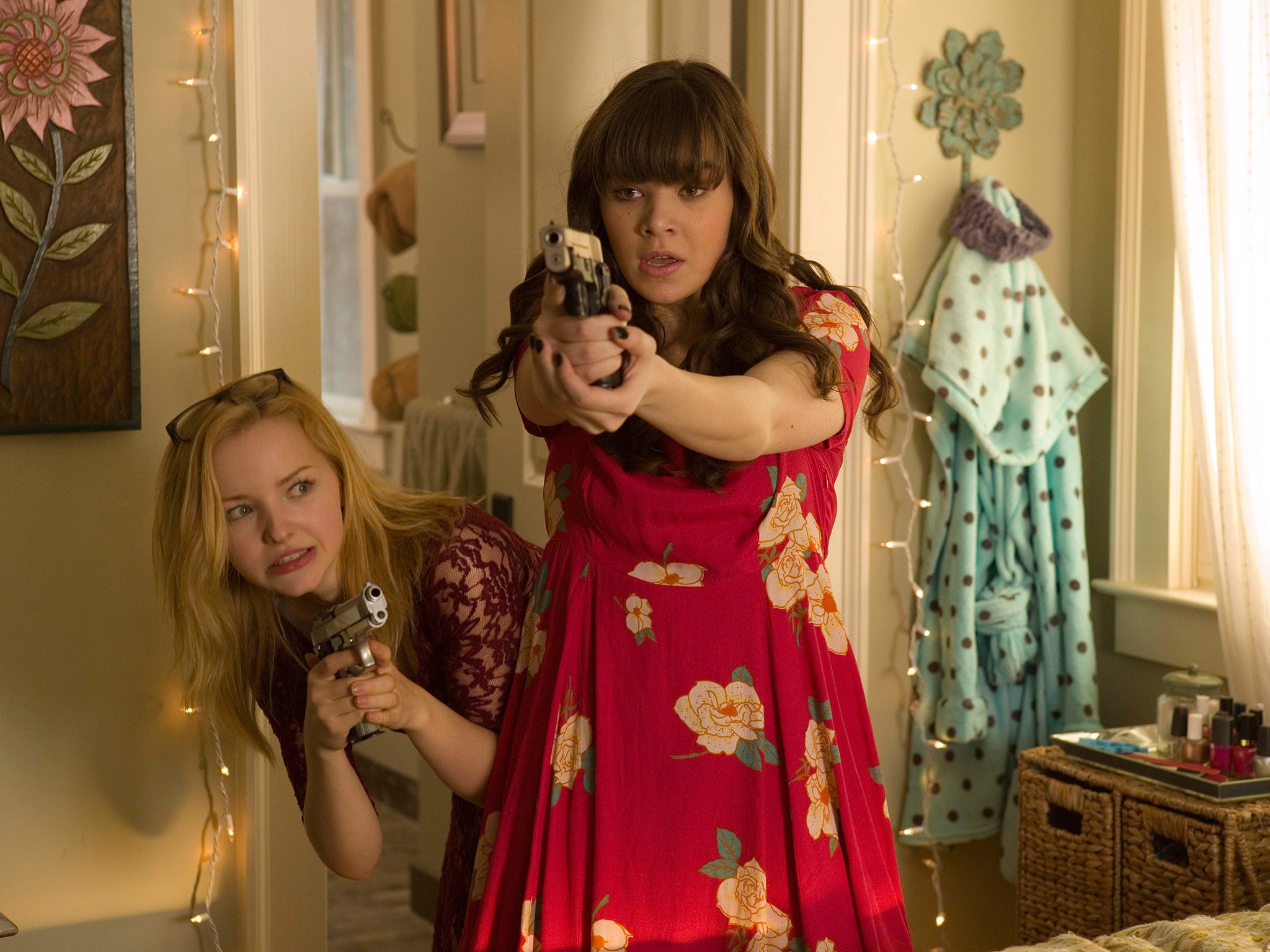 Sophie Turner and Hailee Steinfeld in ‘Barely Lethal’