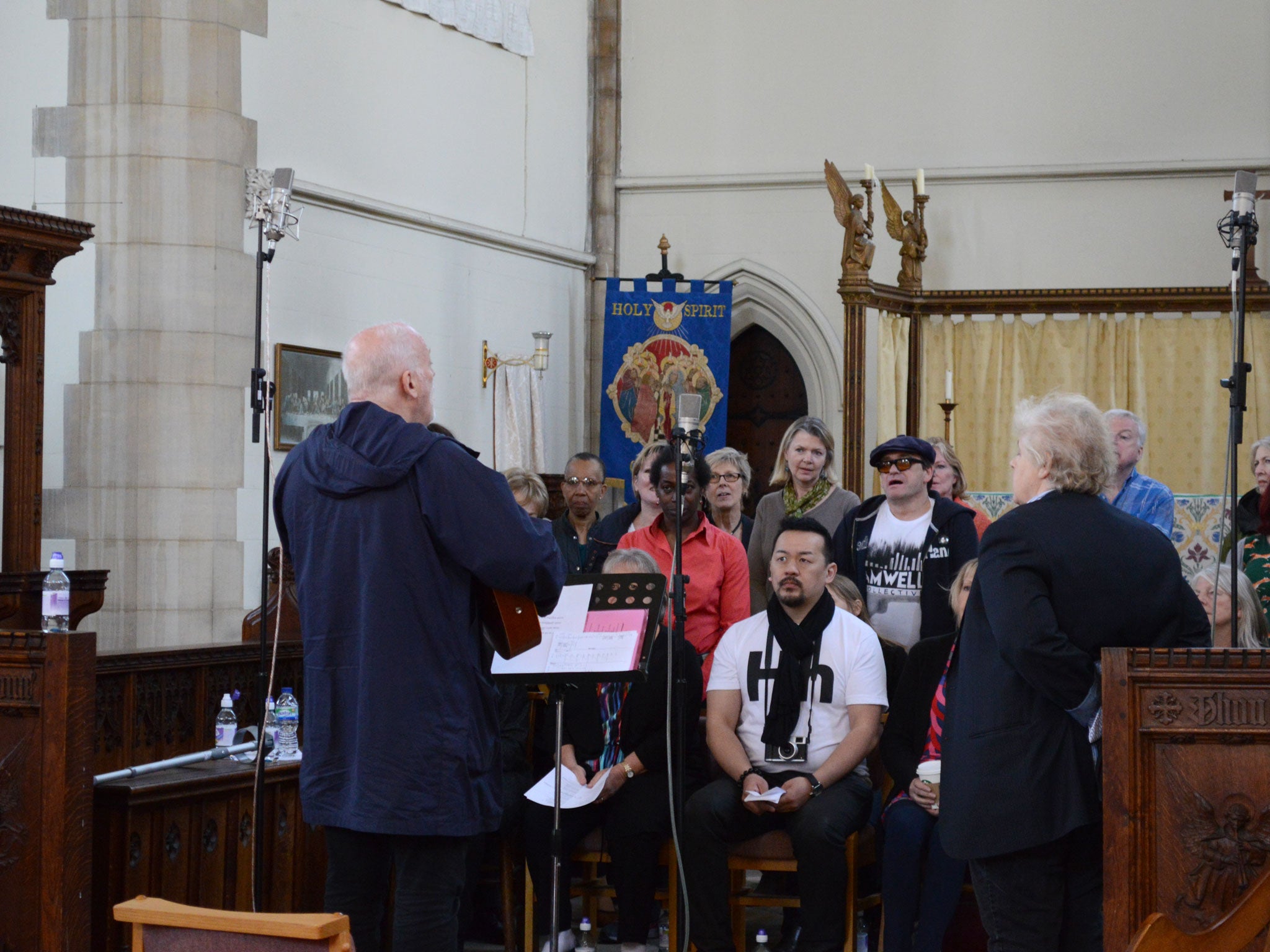 Gilmour rehearsing with the Liberty Choir in Clapham