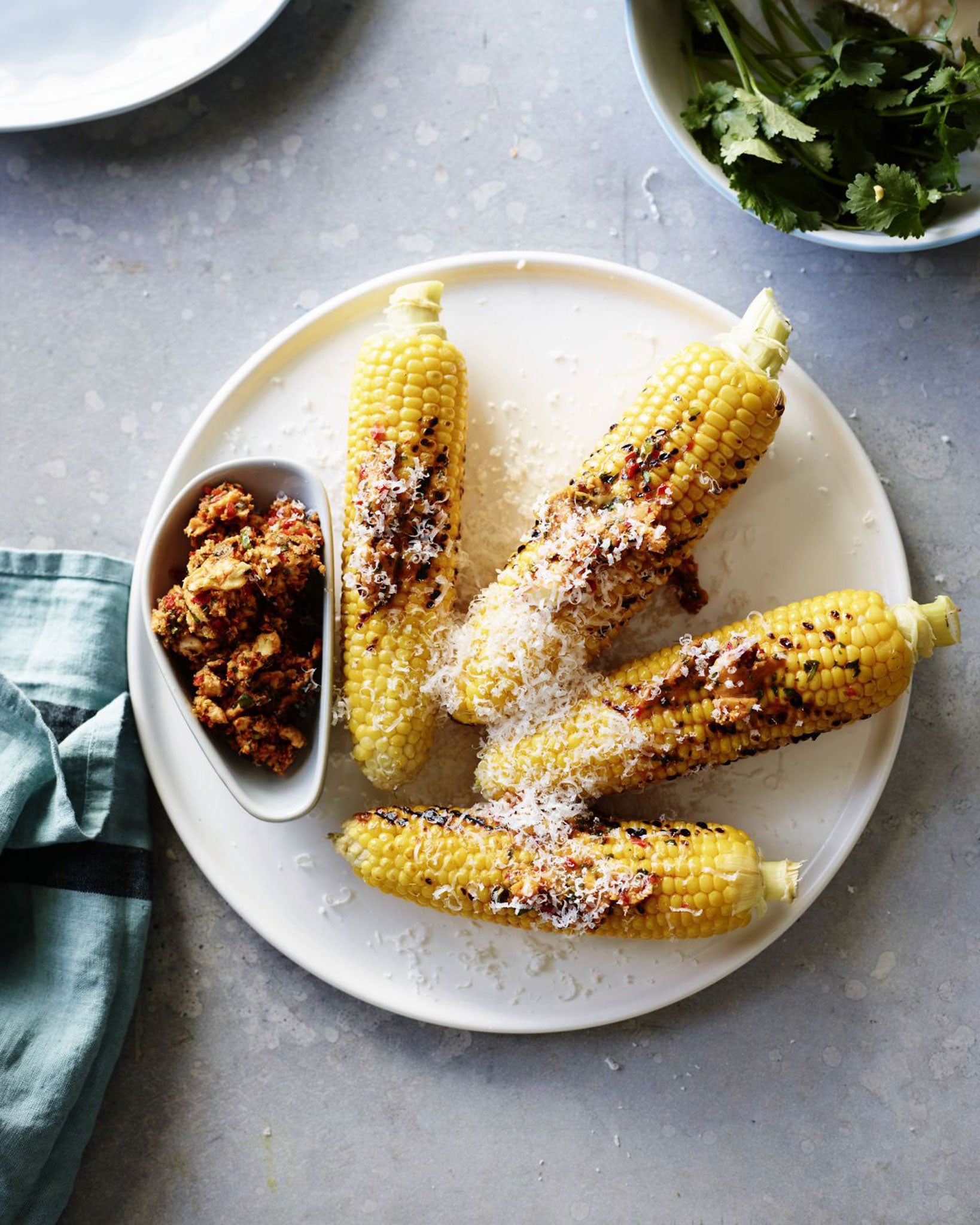 Barbecued corn on the cob with smoked chilli butter