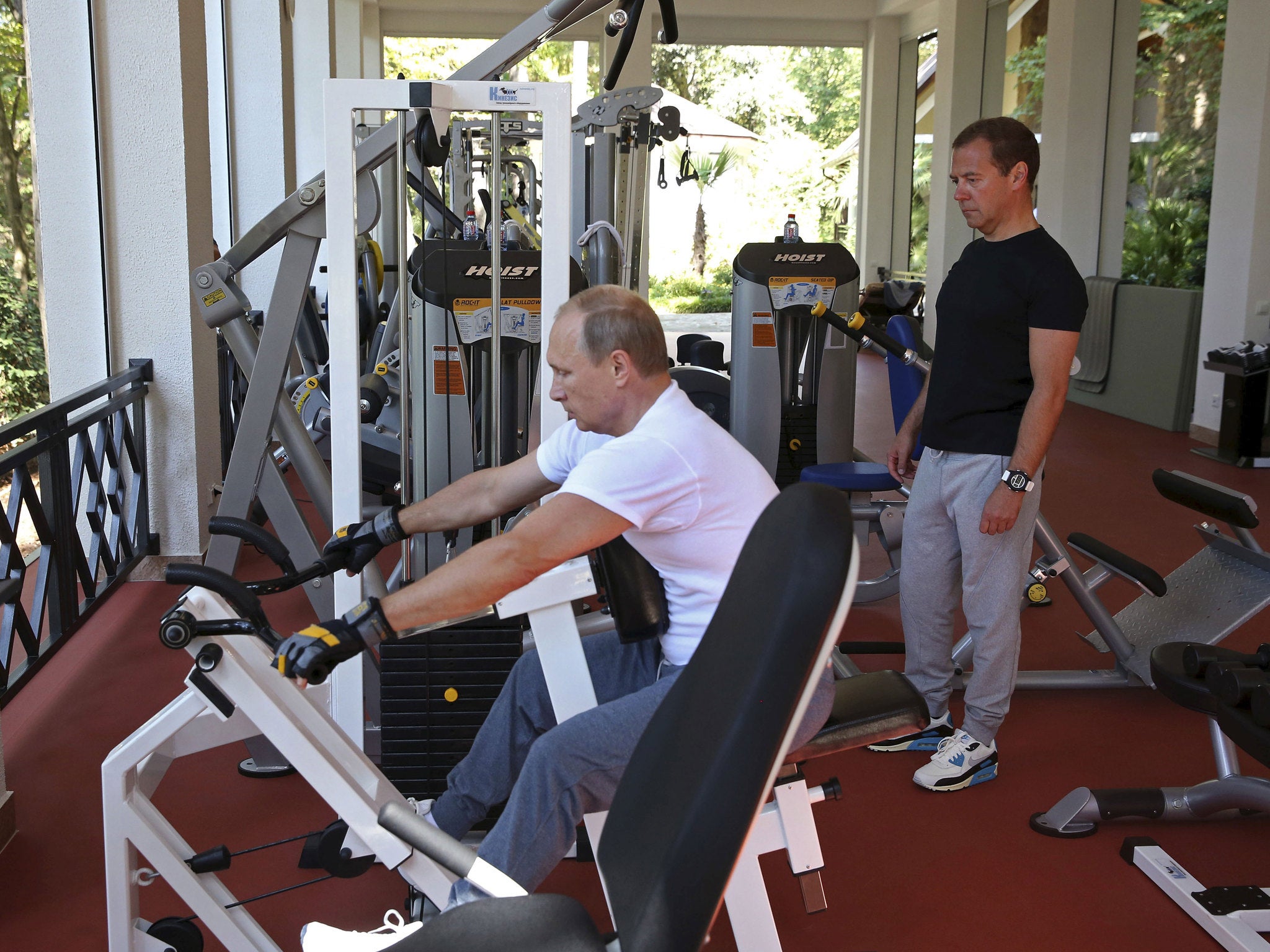 Putin and Medvedev hit the gym