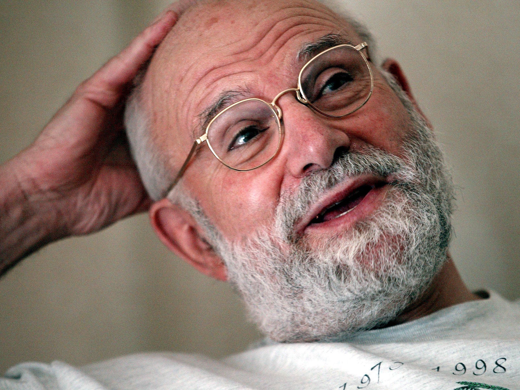 How an author found 'old fashioned' love with Oliver Sacks