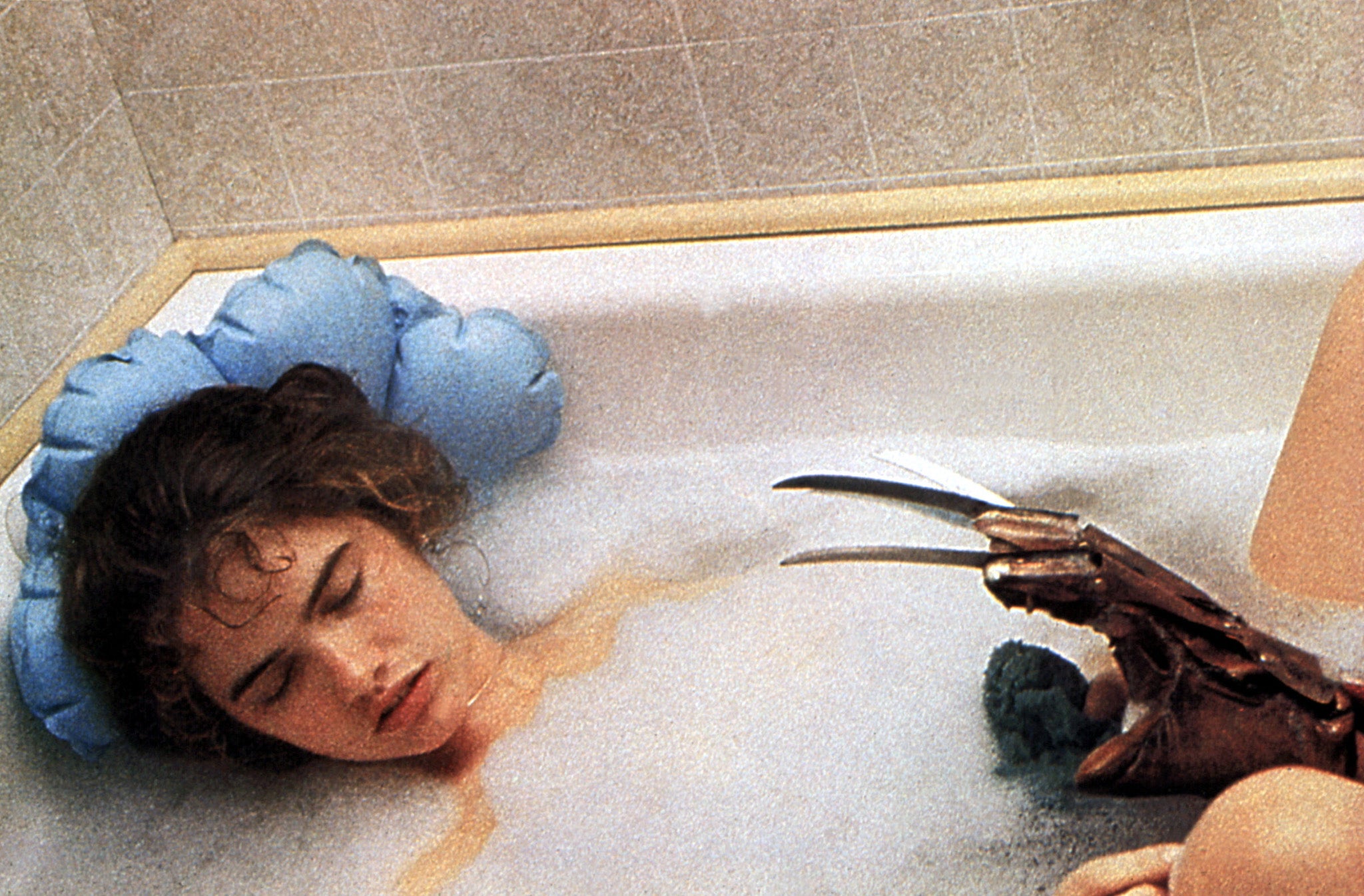 Heather Langenkamp in Wes Craven's iconic Nightmare on Elm Street scene