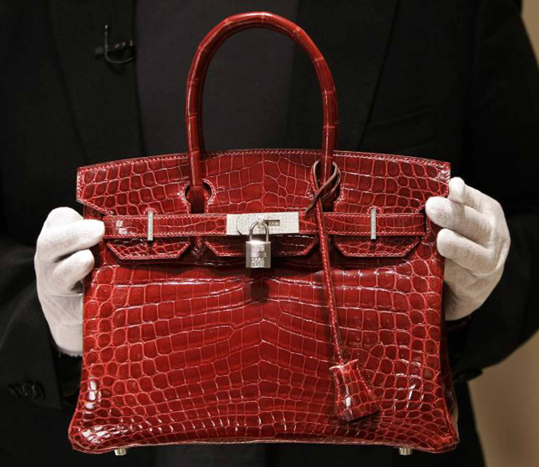 David Beckham gave wife Victoria an expensive Hermes Birkin bag