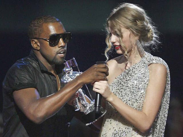 Kanye vs Taylor Swift in 2009