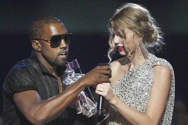 Kanye vs Taylor Swift in 2009