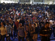 Thousands of migrants arriving in Athens