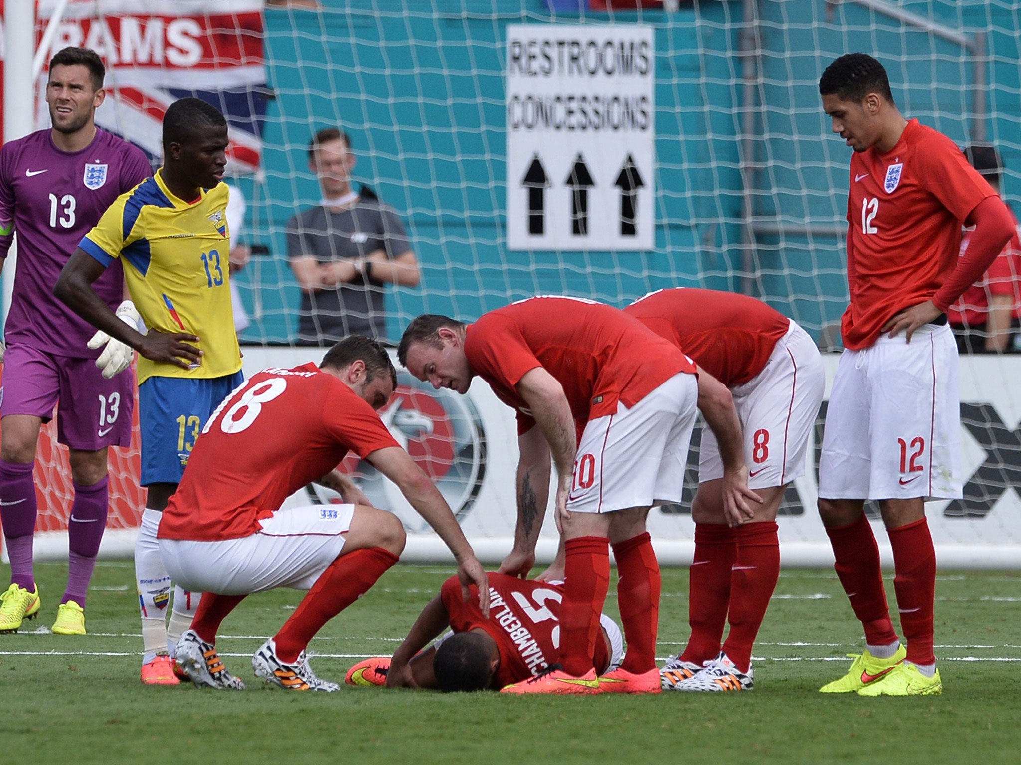 Oxlade-Chamberlain suffered another setback in a World Cup warm-up