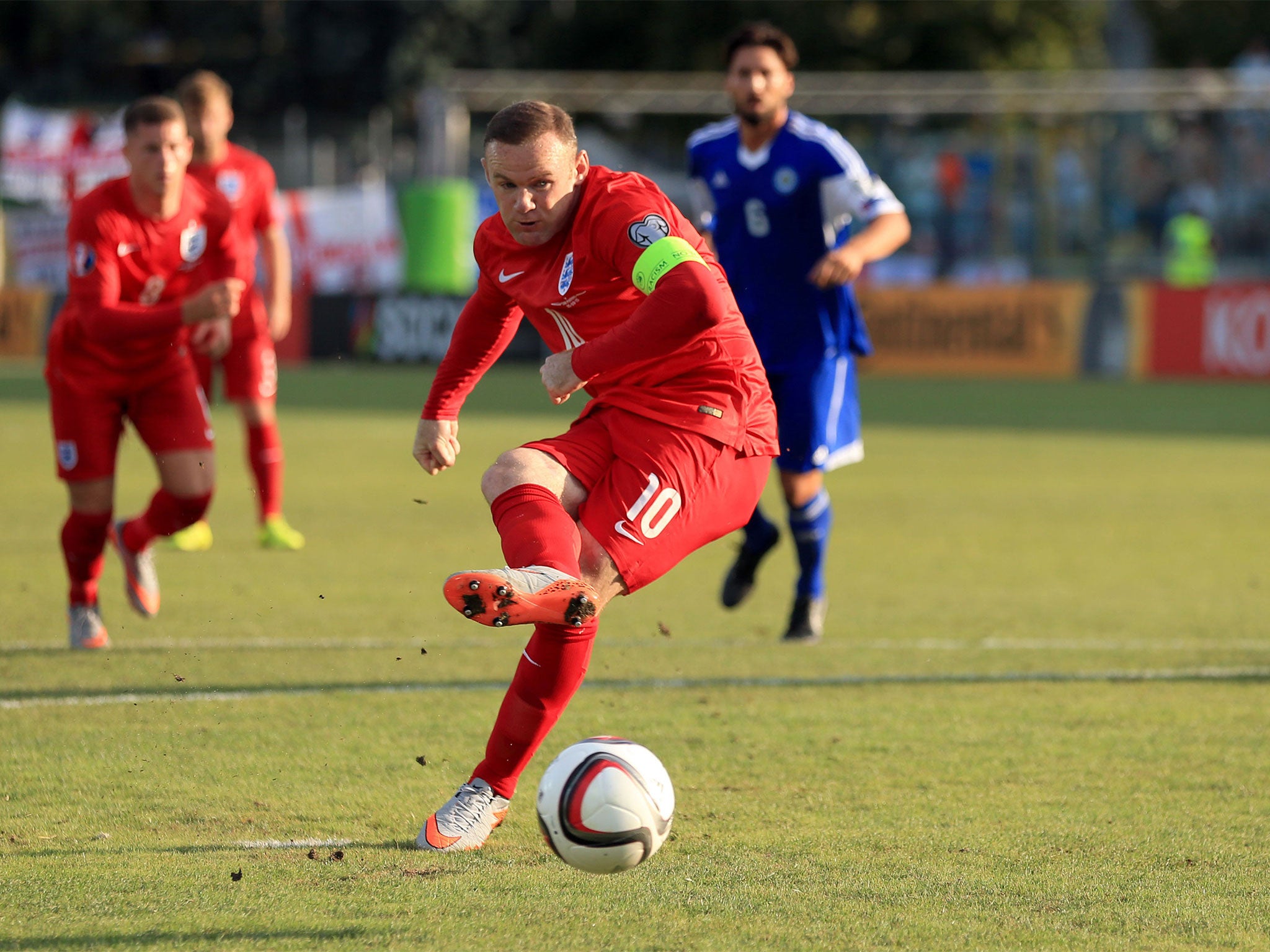 Wayne Rooney scores from the spot against San Marino to equal the England goal scoring record