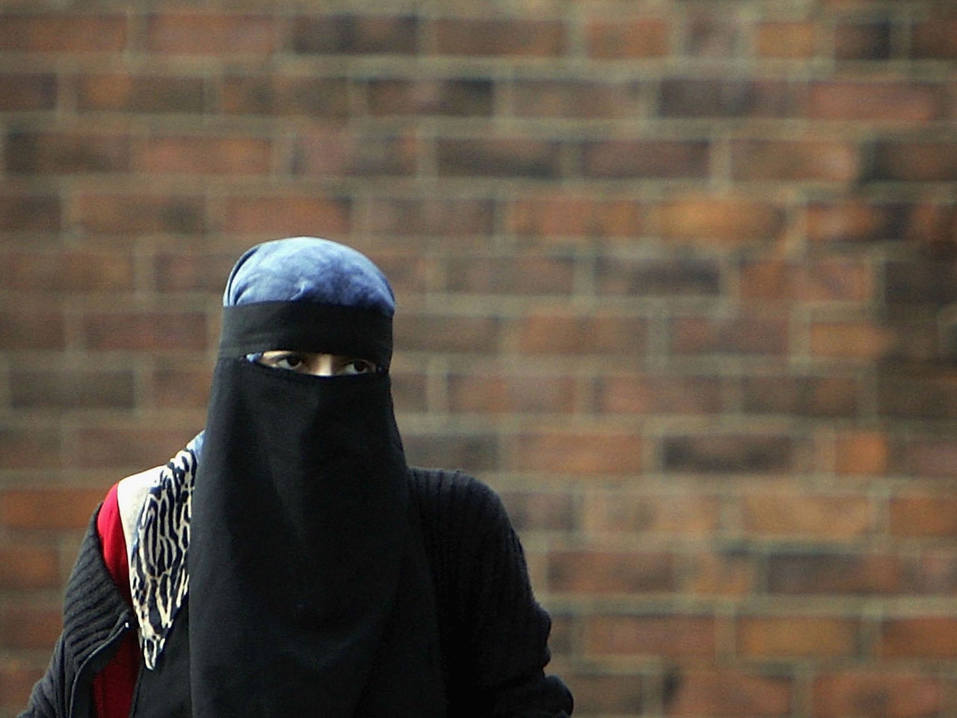 An adult education centre in Copenhagen has barred students from wearing the niqab in the classroom.