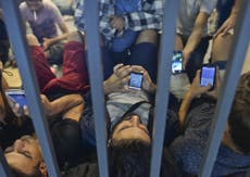 How many Syrian refugees have smartphones? A lot