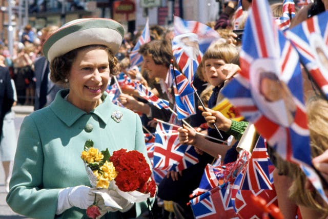 <p>Queen Elizabeth II on a walk-about in Portsmouth during her Silver Jubilee tour of Great Britain, 1977</p>