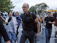 Cecil the lion hunter Walter Palmer returns to work as protesters