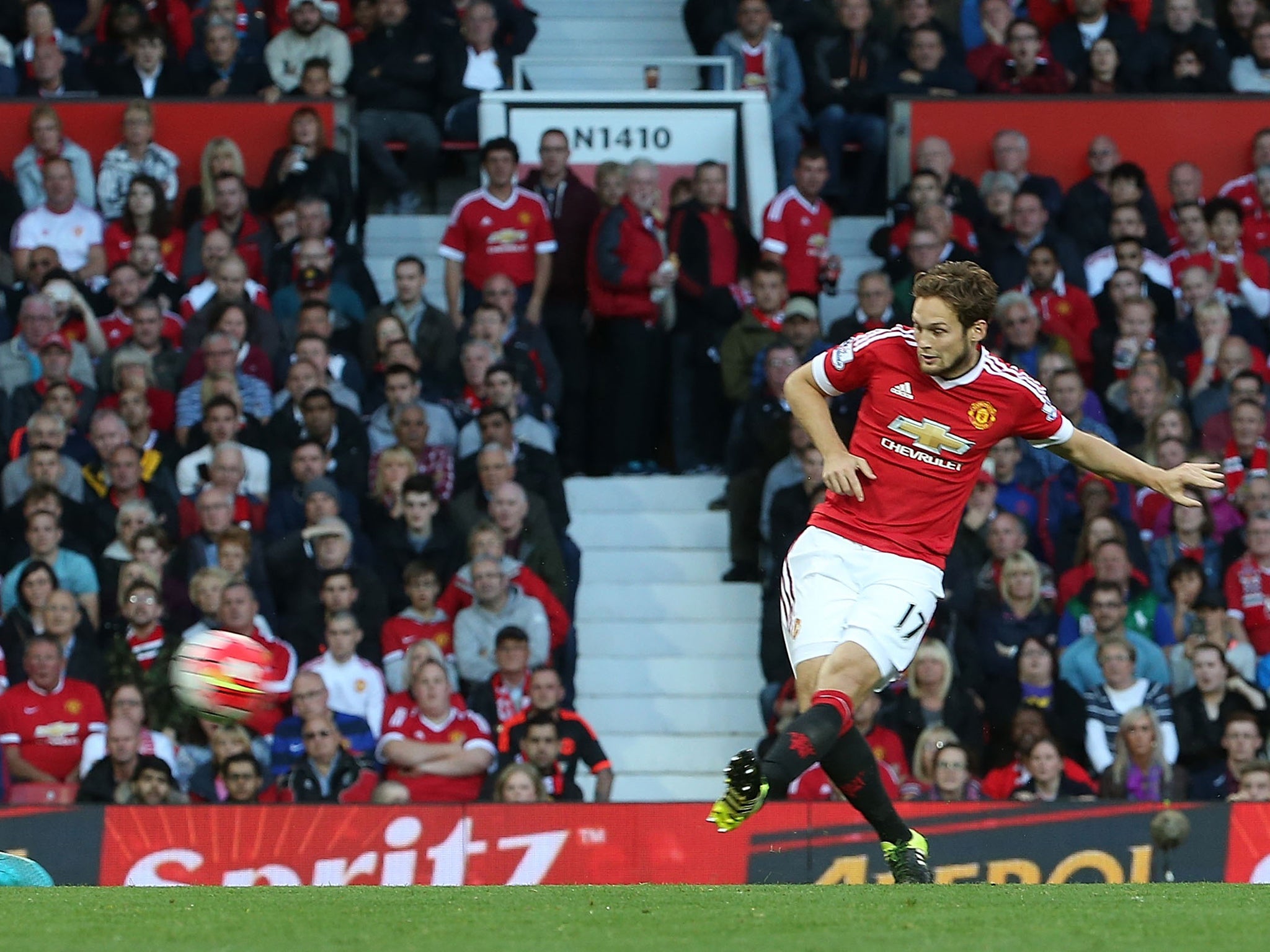 Daley Blind opened the scoring with a superb effort