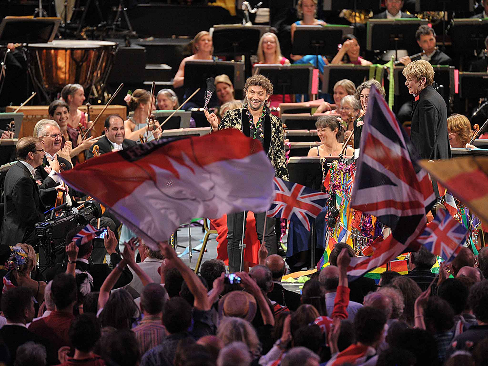 Jonas Kaufmann performs Puccini arias with the BBC Symphony Orchestra conducted by Marin Alsop at the Last Night of the Proms 2015