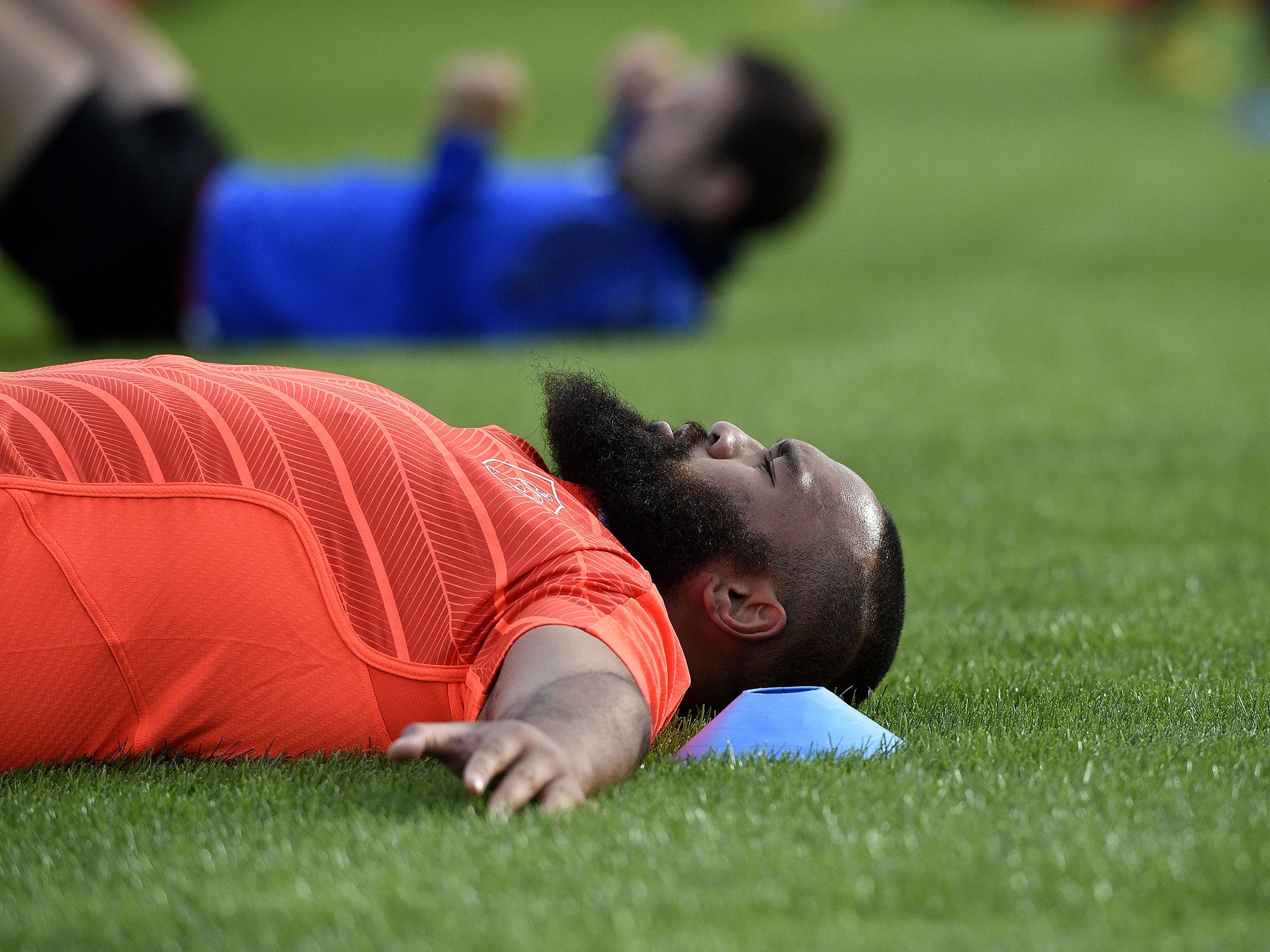 France prop Uini Atonio in training