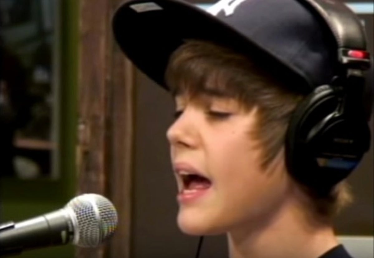 Justin Bieber Drops 'Where Are U Now' Video!, Justin Bieber, Music, Music  Video