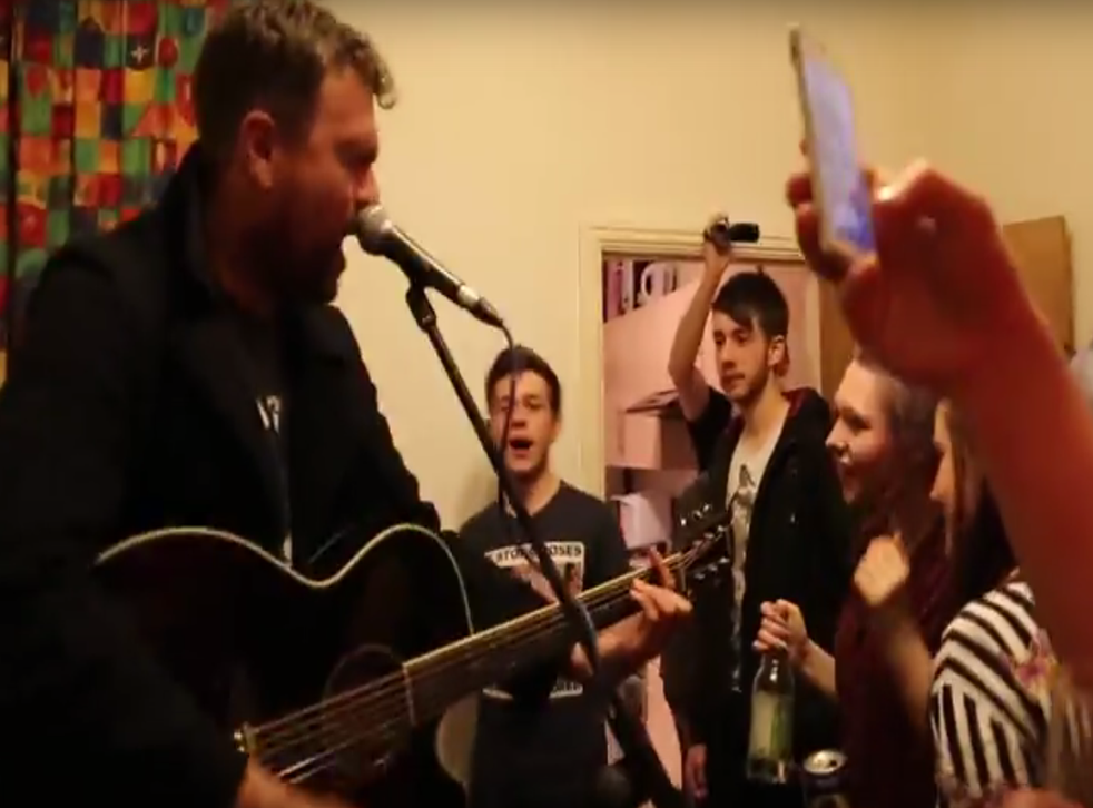 Reverend and the Makers performing on their bedroom tour