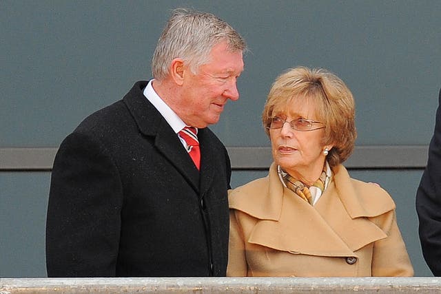 Sir Alex Ferguson said he needed to put his wife 'first' (Getty/AFP)