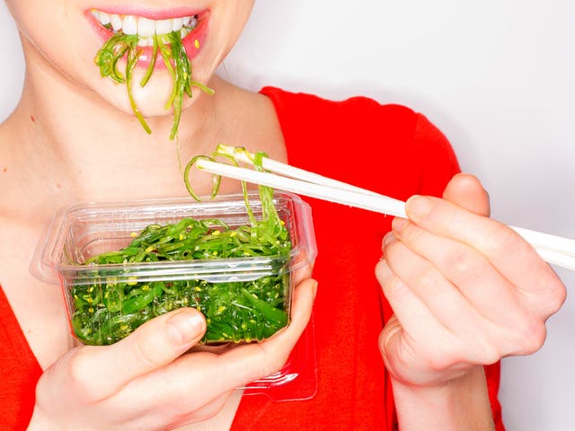 Eating seaweed with chopsticks - that's cultured