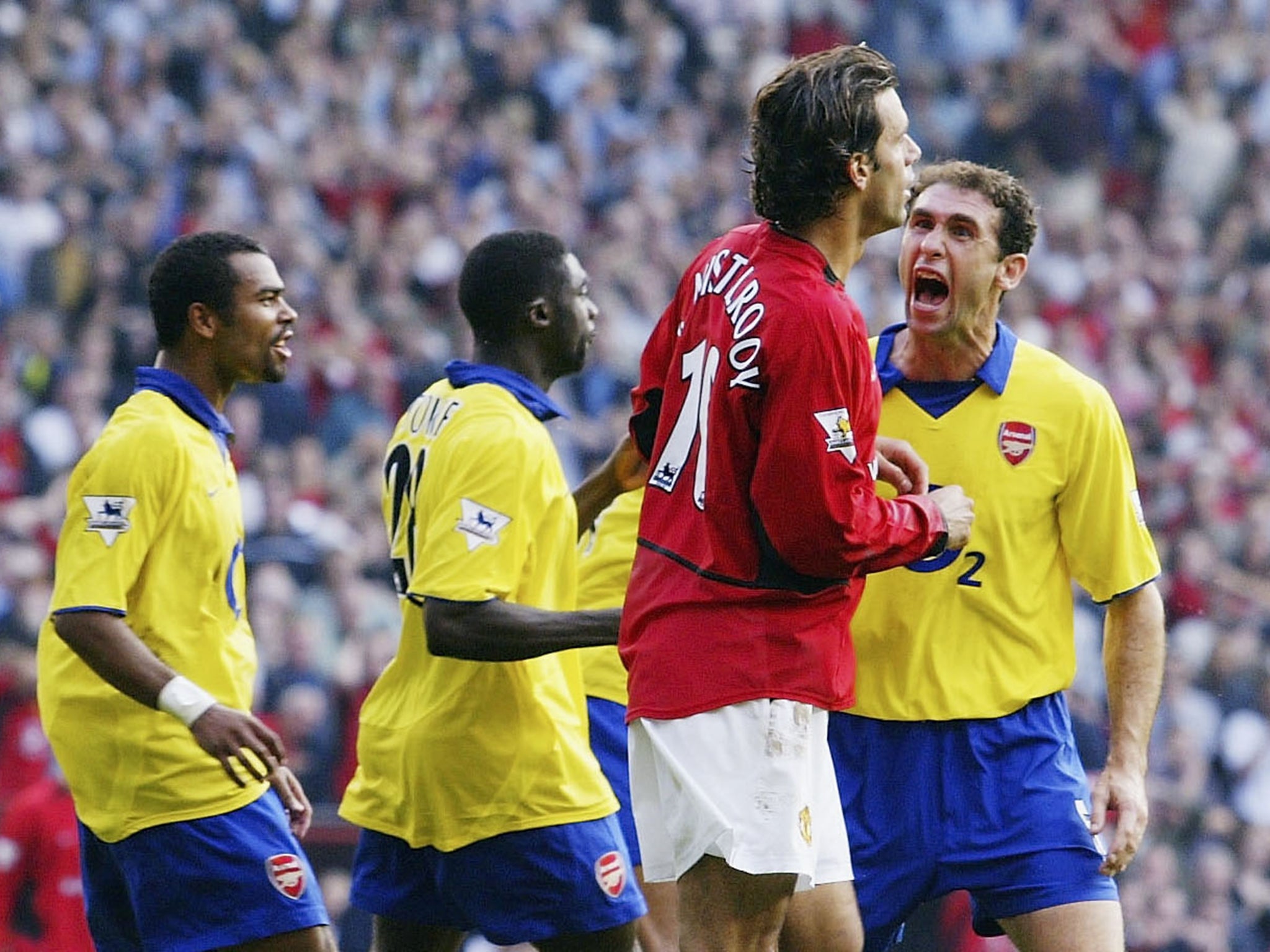 Keown clashes with Ruud van Nistelrooy at Old Trafford in 2003