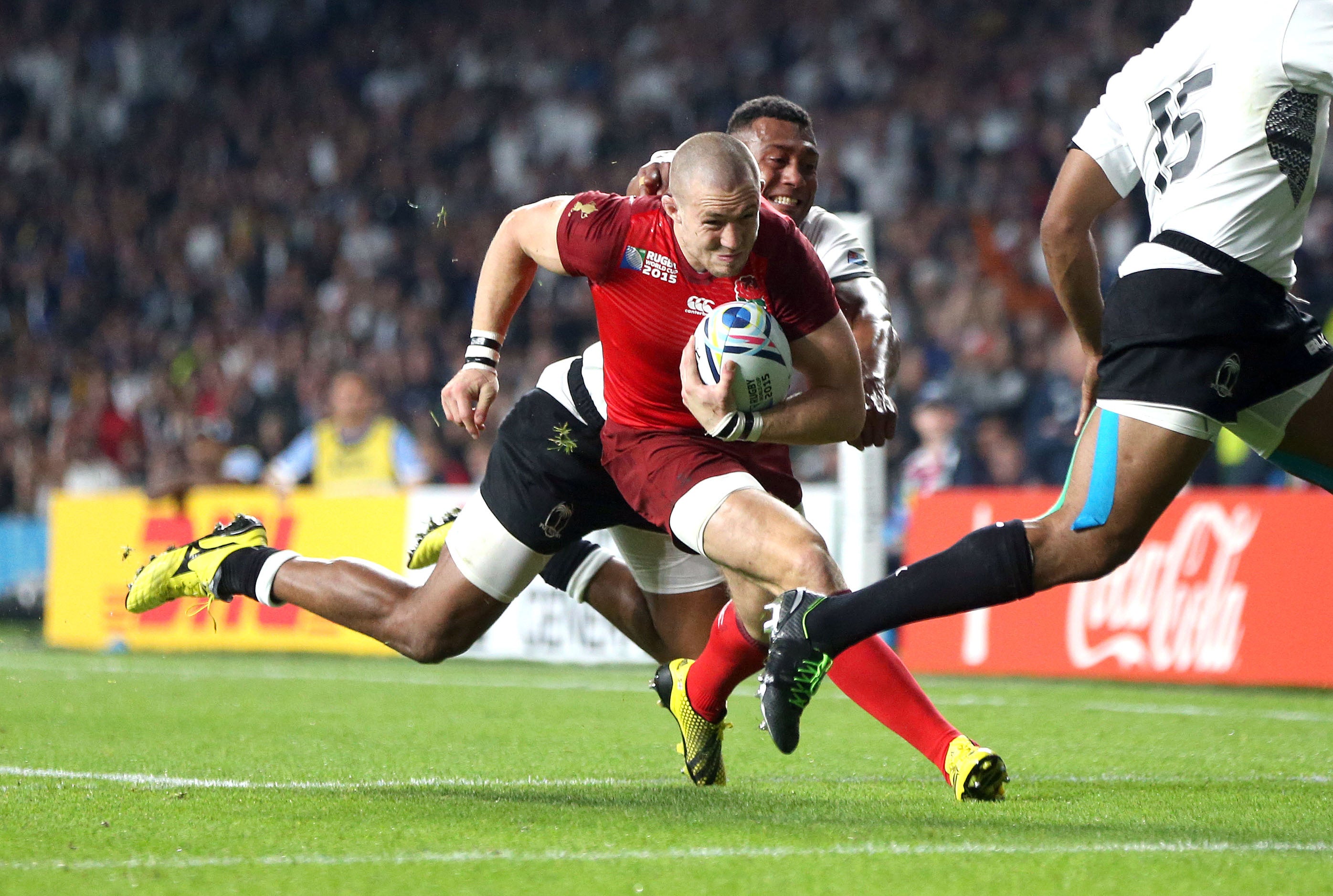 England's Mike Brown breaks the final Fiji tackle & scores the 2nd try Rugby World Cup England 2015