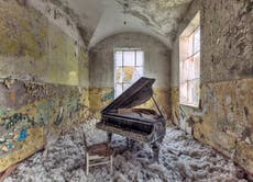 Jaw-dropping photos of abandoned buildings