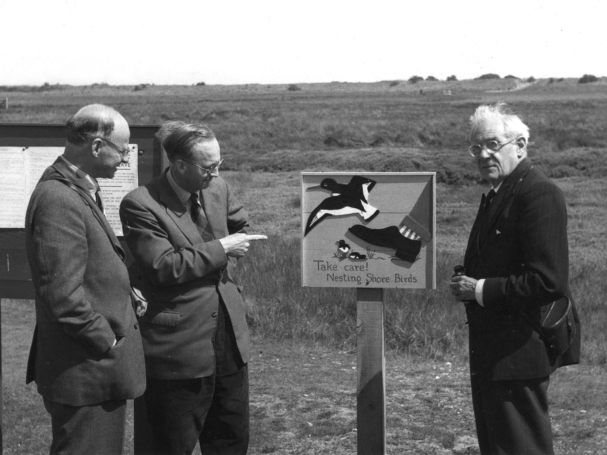 Gibraltar Point in Lincolnshire in 1960: left to right, Max Nicholson, Smith and Lord Hurcomb