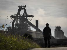 Steelworks pauses production, threatening 3,000 jobs