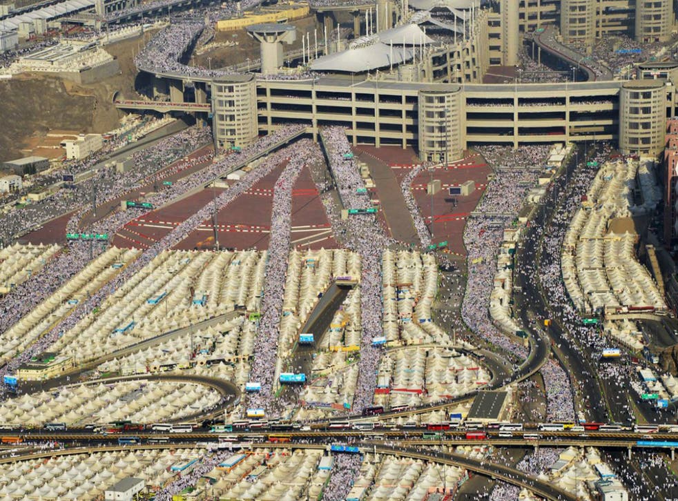 Hundreds of thousands of Muslim pilgrims make their way to cast stones at a pillar symbolizing the stoning of Satan in a ritual called 'Jamarat,' the last rite of the annual hajj