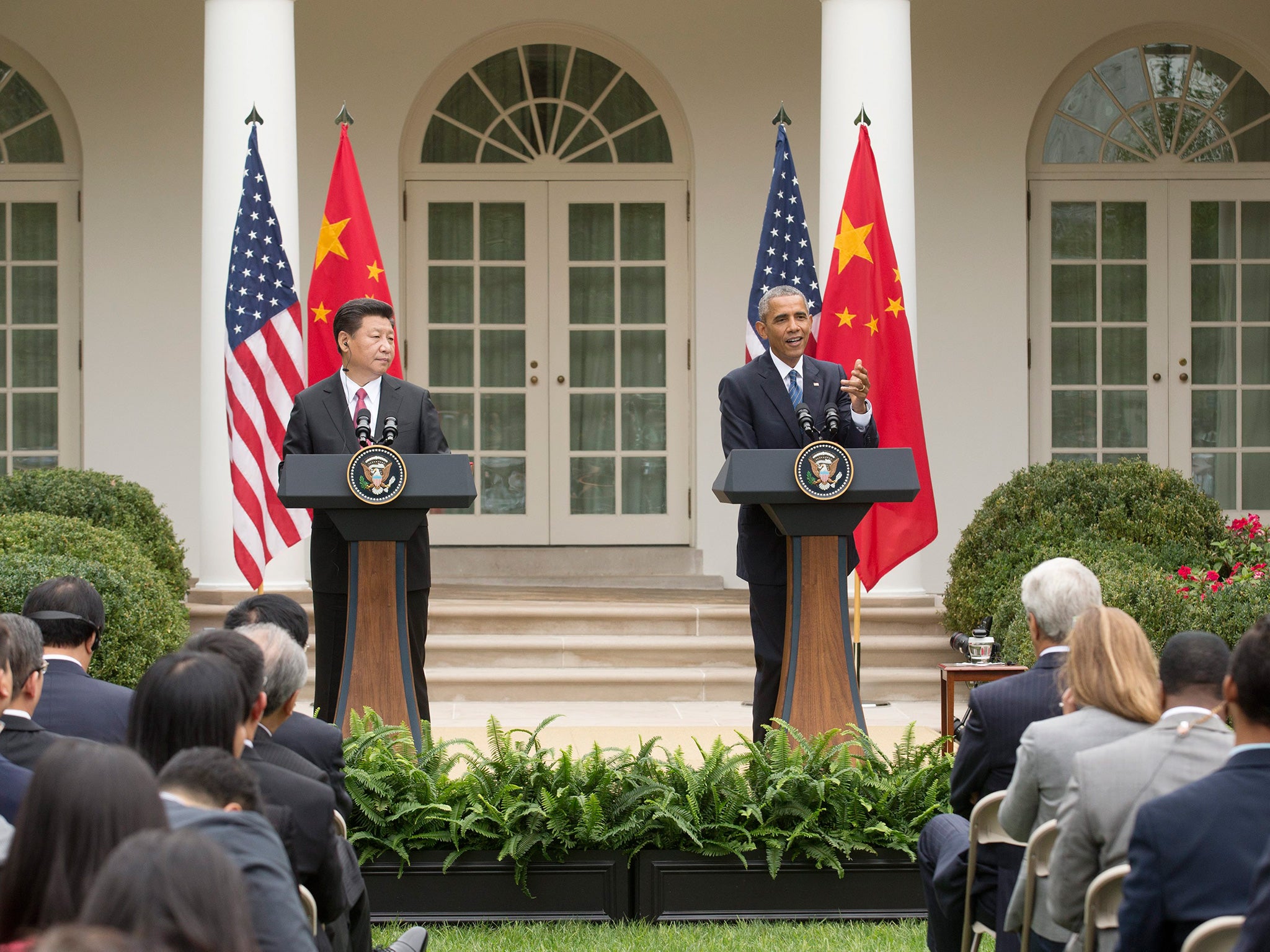 President Barack Obama (R) and President of China Xi Jinping (L) hold a joint news conference in the Rose Garden of the White House, in Washington, DC, USA, 25 September 2015