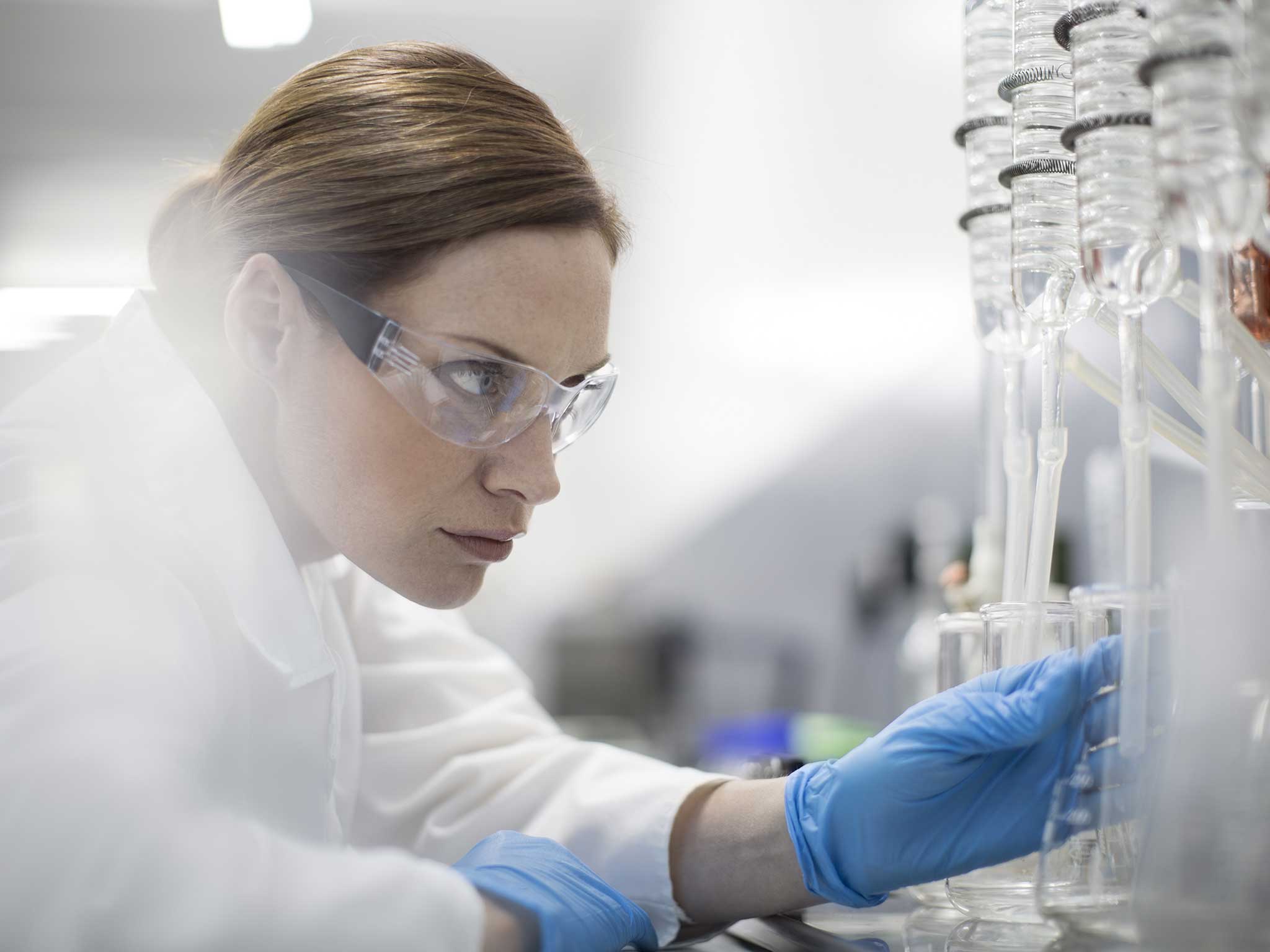 UK risks losing over 33,000 muchneeded female scientists each year