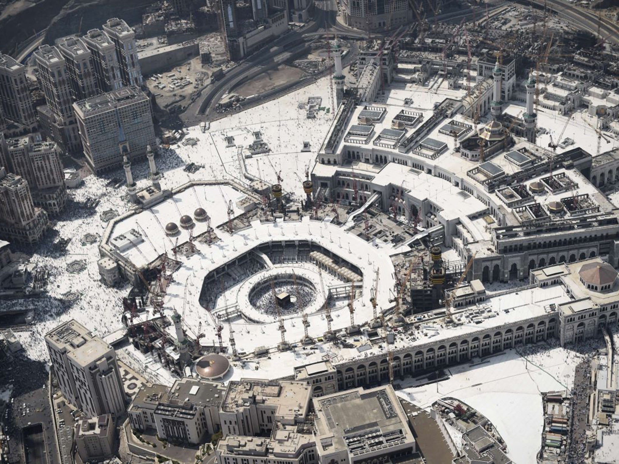 An aerial view shows the Grand mosque and Islam's holiest shrine, the Kaaba