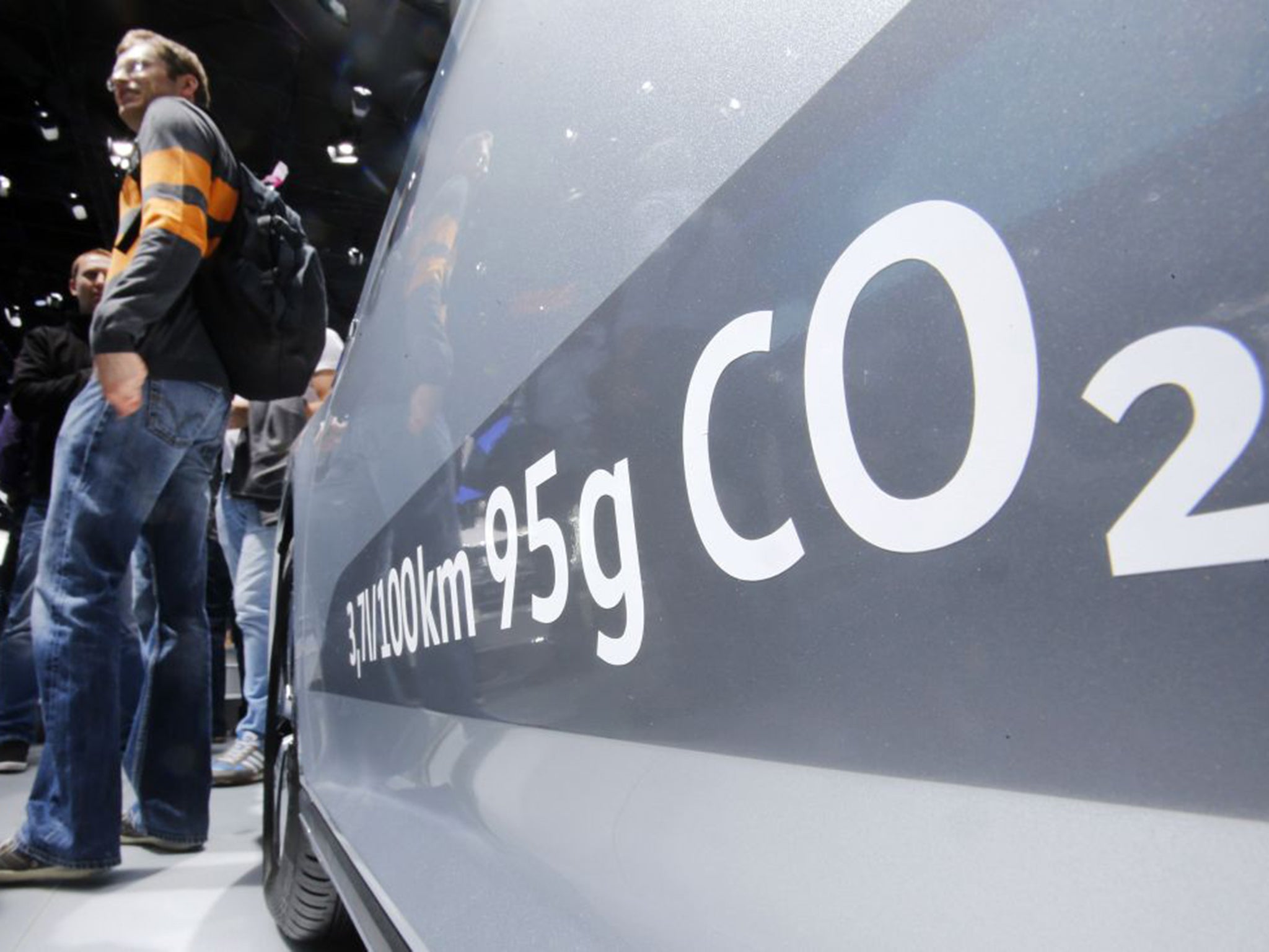 &#13;
Campaigners say the current EU legislation has permitted large car makers to continue producing high-CO2-emitting vehicles in exchange for producing a small number of lower emissions ones &#13;