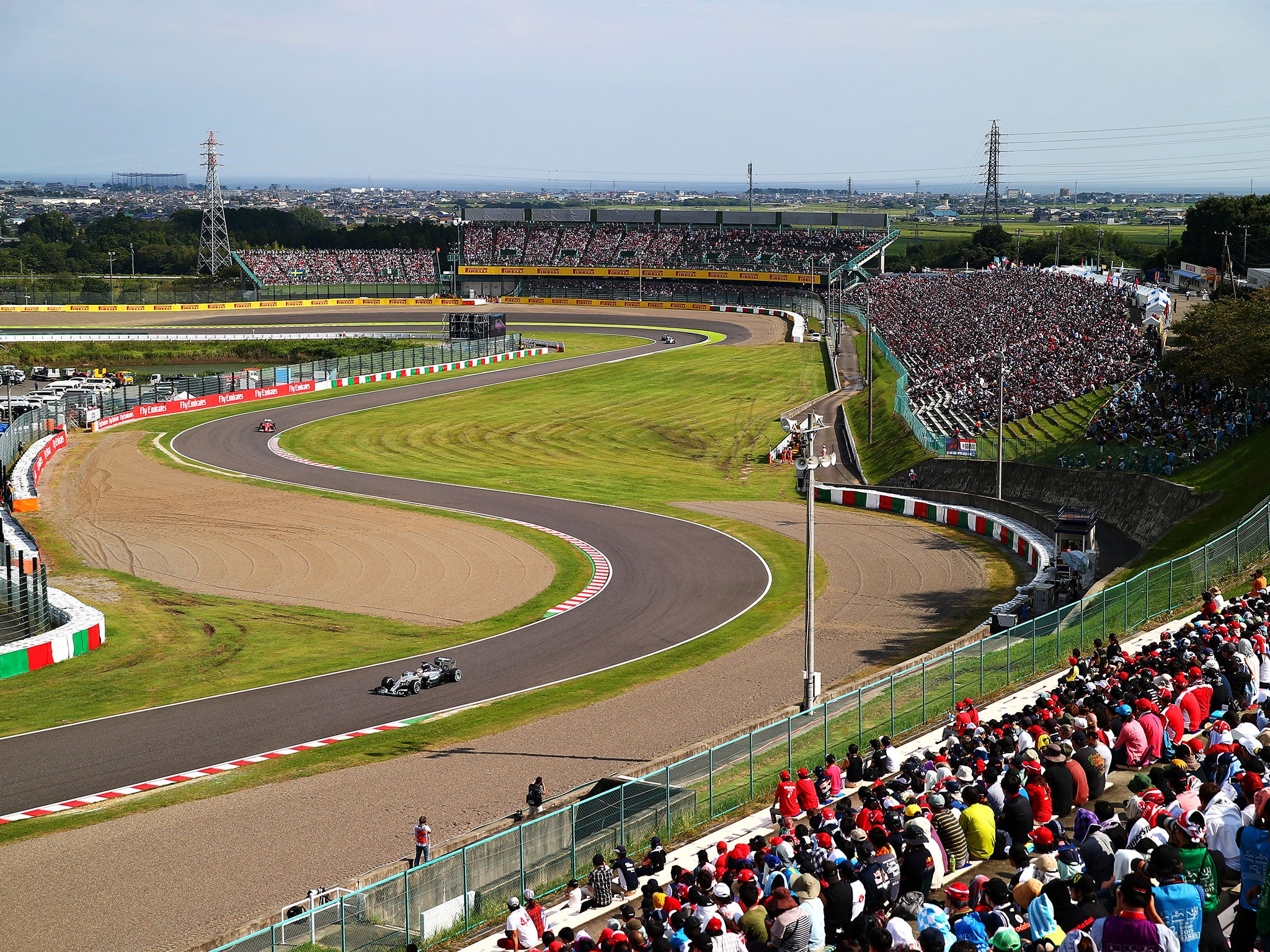 Hamilton leads Vettel, Bottas and Rosberg