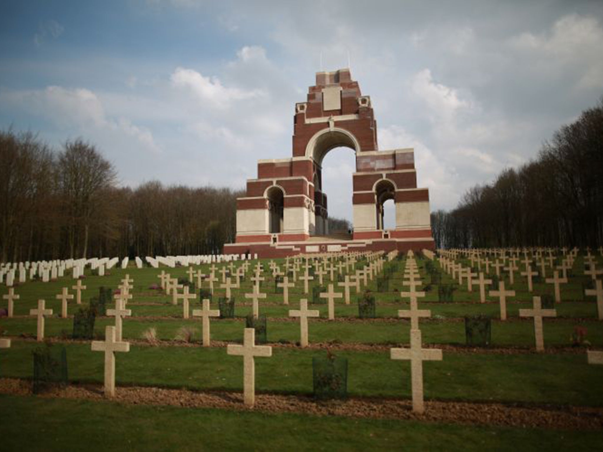 Who Created The Battle Of Somme Memorial JRAU