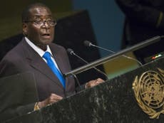 Robert Mugabe tells the world to give Donald Trump a chance