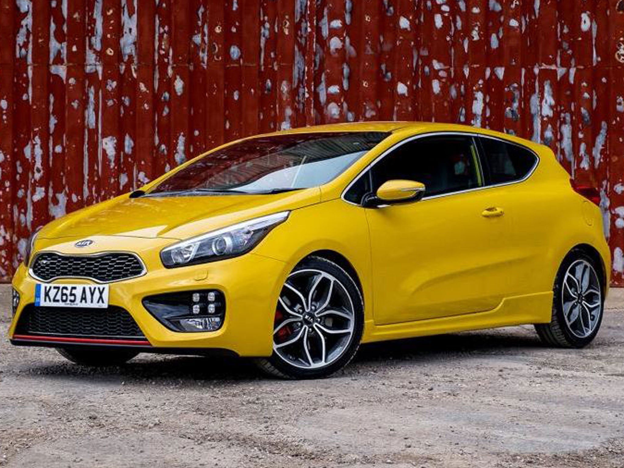 The Proceed GT looks the part and is well over £4000 cheaper than a Golf GTi