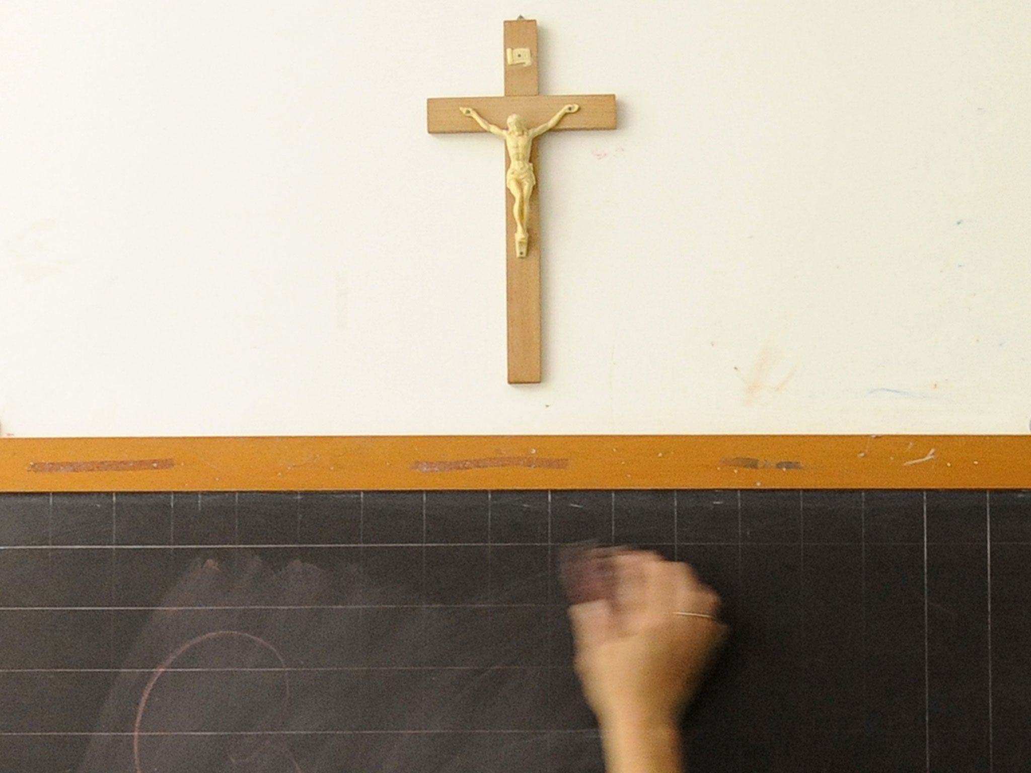 Do faith schools encourage or discourage free thought?