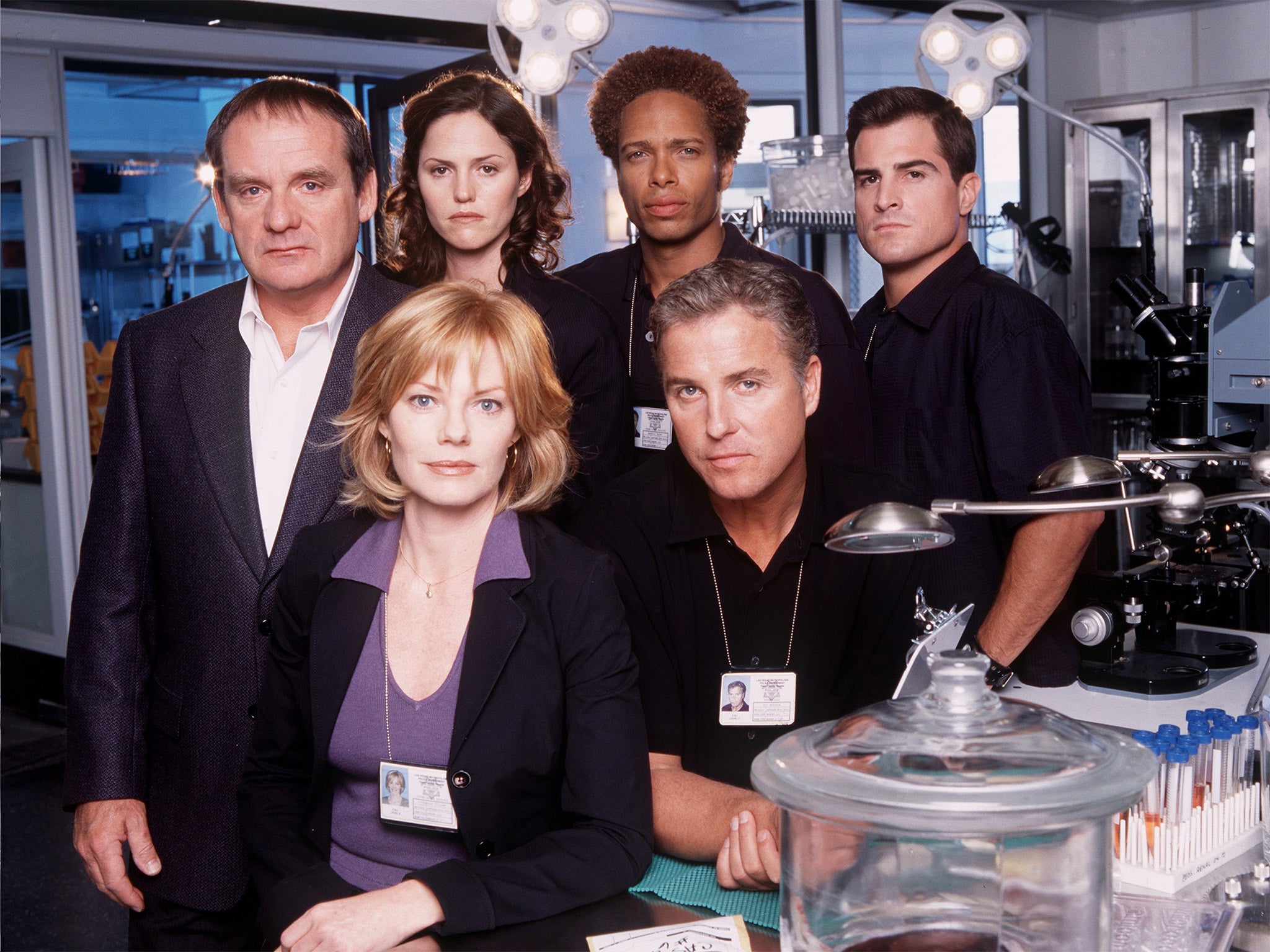 The original CSI show’s cast in 2001