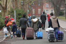 Germany drafts proposals to make refugees integrate