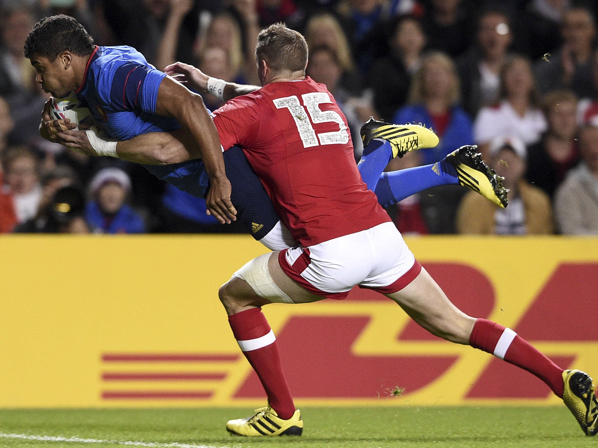 Wesley Fofana scores the opening try in France#s 41-18 win over Canada